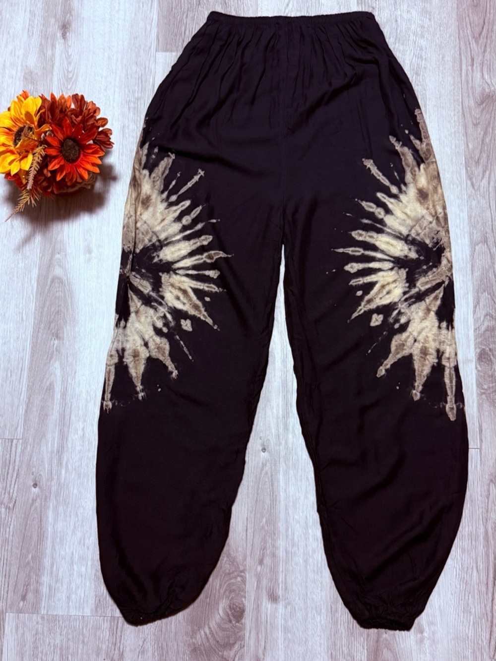 Women’s Black Tie-Dye Harem Pants with Beige Sunburst Baggy Boho Hippie Yoga